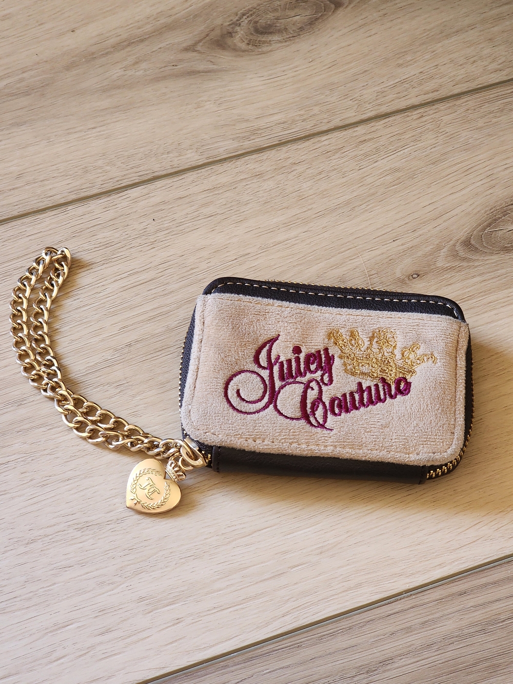 Y2K Vintage Juicy Couture Beige Velvet Logo Wristlet with Gold Chain